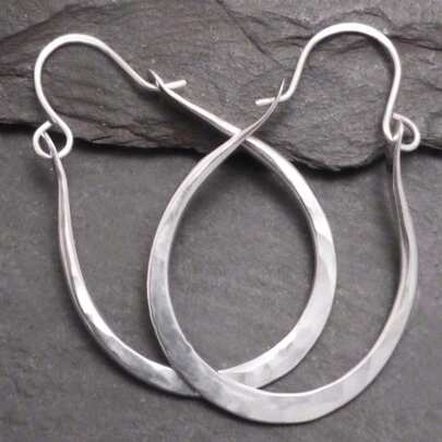 1 Pair Classic Minimalist Geometric Hoop Earrings, Vintage Elegant Hoop Earrings, Casual Accessory For Daily Wear And Gatherings, Perfect Holiday Gift