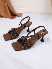 女士时尚细高跟凉鞋，春夏新款百搭方头凉鞋，性感露趾蝴蝶结装饰女士高跟鞋 - 棕色 - 查看 6