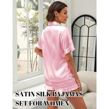 Silk Pajamas, Short Sleeve Button-Down Satin Pajama Set, Ruffle Design - Hitam - View 4