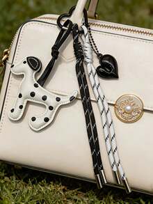 Móc khóa hình chó đốm Dalmatian thủ công, mặt dây chuyền hình chó hoạt hình với dây bện và mặt hình trái tim, phụ kiện dễ thương cho ba lô và móc khóa xe hơi, món quà hoàn hảo cho người yêu động vật. - Nhiều màu - Xem 4