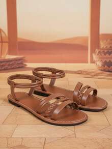 1双棕色女童平底凉鞋，编织皮革三带设计，后跟松紧带，圆头软底防滑，时尚可爱波西米亚公主风沙滩凉鞋，适合3-12岁女童，休闲、沙滩、校园、度假、春夏皆宜。 - 棕色 - 查看 5