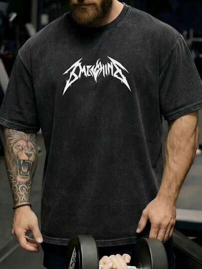 男士运动T恤，纯色圆领T恤，男士健身服，户外运动，舒适面料，透气吸湿，运动爱好者必备