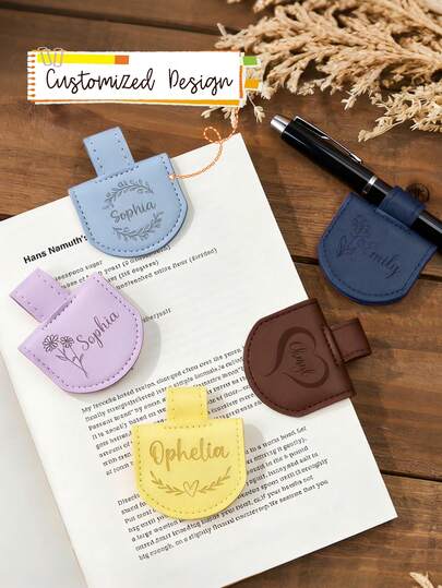 Semn de carte personalizat din piele - Nume gravat personalizat și design floral, Suport pentru pagini din piele PU multicolor, Semn de carte estetic pentru iubitorii de cărți, cititori și studenți, Cadoul perfect pentru clubul de carte, ziua de naștere și absolvire