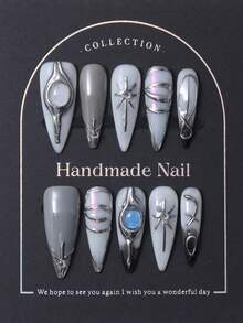 10片/套 手工制作长尖甲片，Y2K银色风格，3D立体恶魔眼图案，手绘渐变细闪印花设计，美甲装饰。包含1片果冻胶和1把指甲锉。完美适用于日常生活以及科切拉音乐节派对装扮，是美甲贴片和美甲护理产品的理想之选。美甲用品 手工贴片 - 銀色 - 查看 2