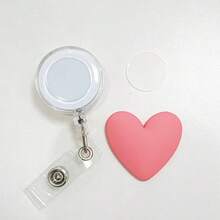 Cuộn dây đeo thẻ có thể thu gọn, hình trái tim, chất liệu nhựa màu xanh và đỏ tía | Giá đỡ thẻ ID y tá và bác sĩ có kẹp an toàn và vòng đeo dây, phụ kiện thẻ y tế, quà tặng cho bé gái, đồ dùng học tập, đồ dùng văn phòng, phụ kiện - Một cỡ - Xem 11