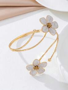 1pc Irregular Shaped Floral Arm Cuff For Women, Stylish Accessory For Summer Parties, Weddings, Vacations, Back To School, New Year Gifts For Friends And Family - White - View 2