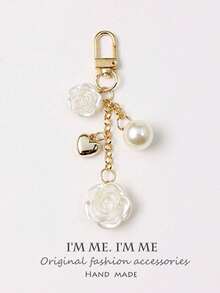 Elegant 1pc Big Pearl & Flower & Heart Shaped Keychain With Gold-Tone Clasp - A - View 3
