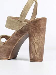 2026 Women's Summer New Fashion Sexy Strap Buckle Open Toe High Heel Sandals With Waterproof Platform And Thick Heel - Màu Khaki - Xem 10