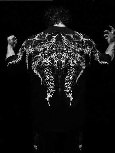 男士夏季运动深色短袖T恤，印花圆领休闲短袖