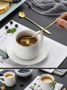 Colher de chá em formato de flor, em aço inoxidável, ideal para sorvete, café e chá. Perfeita para refeições, sobremesas, chá da tarde, sorvetes, café, doces, frutas, iogurte, geleia, temperos, saladas, para uso doméstico, na cozinha e em jantares. Ótima opção para presentes de Dia dos Namorados e decoração de mesas em datas comemorativas. - Prata - Ver 5