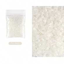 1100颗2.6毫米熔珠套装，适合DIY创意珠宝制作，如手链、吊坠、装饰品等，是拼拼豆豆爱好者的完美礼物。 - 拼豆豆 - 查看 14