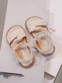 1 Pair Girls Lace Trim Sandals, Soft Sole Non-Slip Princess Style Casual Hook And Loop Sandals - Beige - View 5