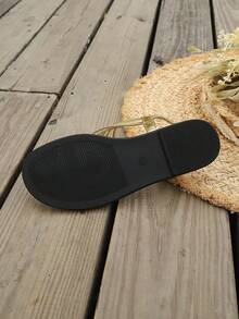 女士优雅波西米亚风串珠金属带装饰平底人字拖，透气罗马风沙滩度假人字拖，不累脚，适合母亲节、复活节等场合。 - 金色 - 查看 3