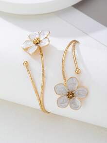 1pc Irregular Shaped Floral Arm Cuff For Women, Stylish Accessory For Summer Parties, Weddings, Vacations, Back To School, New Year Gifts For Friends And Family - White - View 3