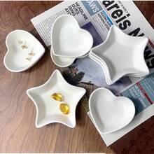 1pc Ceramic Heart Shaped Jewelry Tray, White Jewelry Display Holder, Heart Ring Holder, Jewelry Storage, For Earrings, Necklaces, Rings, Bracelets, Dresser, Bedroom Nightstand, Home Decor, New Year Gift, Gift, Gift Back To School - Multicolor - View 3