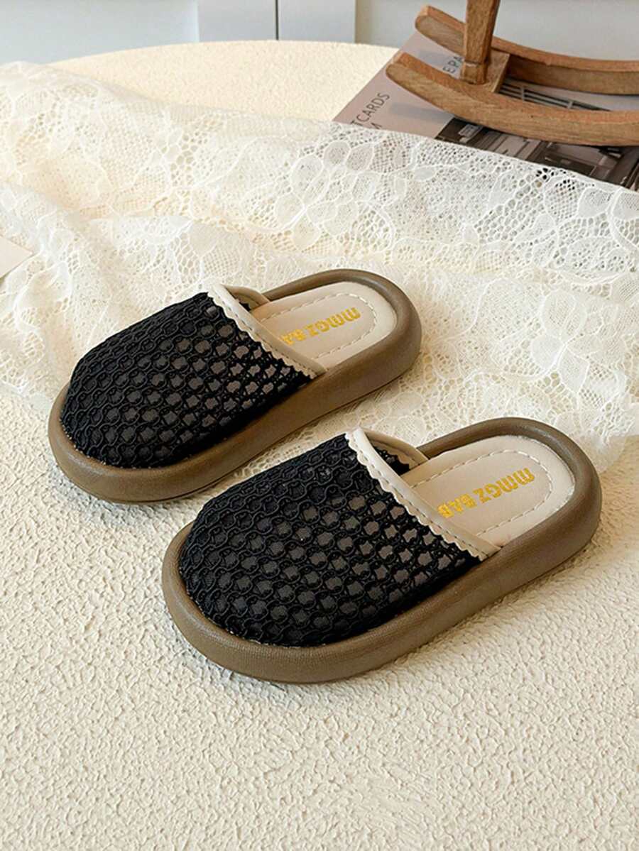 1 Pair 2026 Summer New Kids Lace Slippers, Girls' Soft Bottom Breathable Closed Toe Mules, Fashionable Casual Shoes - Black - View 1