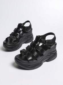 2026夏季新款厚底坡跟女凉鞋，时尚百搭休闲女凉鞋，高跟女凉鞋，户外沙滩女凉鞋，大学生女鞋，黑白凉鞋 - 黑色 - 查看 8