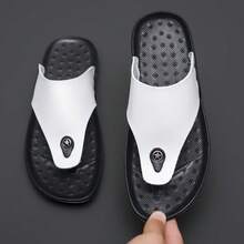 1 Pair Men's Summer Flip Flops, White Color, Star Pattern Decor, Round Toe Minimalist Design, Lightweight Casual Slippers For Outdoor, Party, Vacation, Comfortable Men's Shoes, Beach Sandals - White - View 2