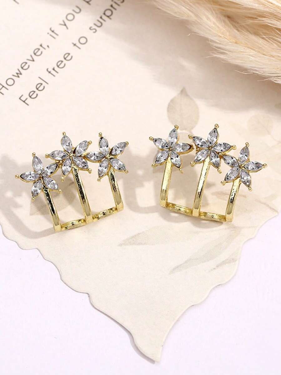 1 Pair Elegant 3-Flower Stud Earrings, Fashionable High-End Chic Design Versatile Earrings - one-size - View 1