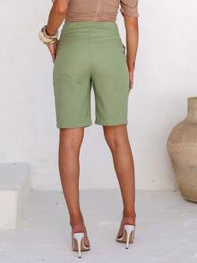 Linen Bermuda Shorts With A Modern Design, Featuring Pockets And Covered Buttons. - Xanh xô thơm - Xem 2