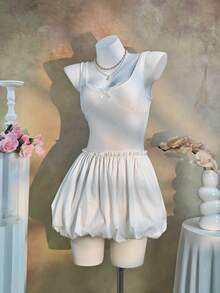 Đầm ngắn Happy Girl kiểu dáng thanh lịch, phối ren, nơ, dây mảnh, eo xếp ly, viền bèo nhún, chất liệu nhẹ, phong cách nghỉ mát, thích hợp cho mùa xuân/hè. - trắng - Xem 8