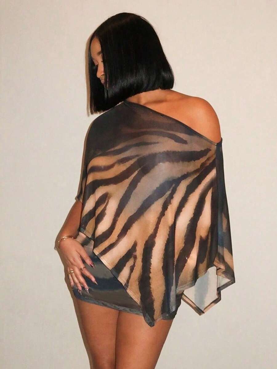 2 Piece Sets Woman  Two Piece Set Ropa De Invierno Mujer  2 Piece Sets Woman Winter Fall Set A Two-Piece Set Featuring A Sexy Women's Claw-Printed Off-The-Shoulder Top And A Body-Hugging Skirt - 卡其色 - 查看 1