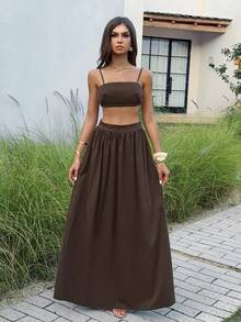 Unadoll 女士夏季性感背心和弹力百褶裙套装，适合约会、度假、情人节和旅行穿着 - 棕色 - 查看 3