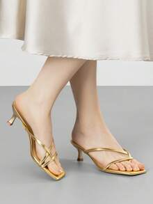 Athlefit Women's Strappy Kitten Heels Flip Flops Square Open Toe Low Heels Fashion Party Dress Thong Heeled Sandals - 金色 - 查看 3