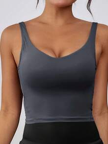 1 chiếc áo tank top nữ ngắn ôm sát bằng nylon kiểu racerback, có áo ngực có đệm rời, giúp thon gọn vóc dáng, thích hợp cho mùa xuân/hè. - Charcoal Grey - Xem 4