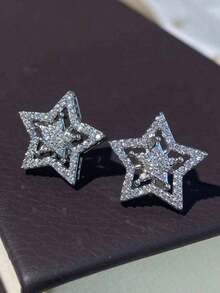 Topshiny 1 Pair Silver-Tone Cubic Zirconia Pentagram Stud Earrings Women, Korean Minimalist Jewelry, Detail May Vary Slightly By Batch HXXJ - 銀色 - 查看 7
