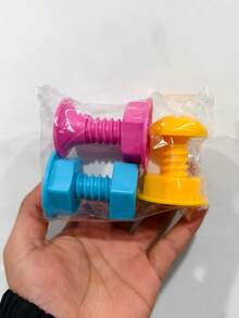 3 piezas Ganchos de tornillo multicolor, Ganchos colgantes DIY, Ganchos adhesivos sin taladro, Adecuados para manijas de inodoro, tapas de inodoro (para uñas largas), Aplicable a puertas, paredes, baños, inodoros - Multicolor - Ver 5