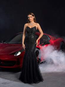 Faeriesty Elegant Black Strapless Mermaid Evening Gown With Sequin Bodice & 3D Floral Embellishment, Tulle Net Skirt Formal Dress For Gala, Wedding Guest, Black Tie Event, Formal Dinner - Black - View 2