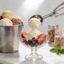 1 pieza de cuchara para helado de acero inoxidable, duradera y fácil de limpiar, con diseño ergonómico que facilita el desmoldado sin esfuerzo, ideal para escenarios como preparación de bandejas de frutas en cocina, elaboración de repostería y campamentos al aire libre, disponible en múltiples tamaños a elección para satisfacer las necesidades de formar bolas de distintas dimensiones. - 100945 plata - Ver 3