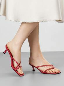 Athlefit Women's Strappy Kitten Heels Flip Flops Square Open Toe Low Heels Fashion Party Dress Thong Heeled Sandals - 紅色 - 查看 4