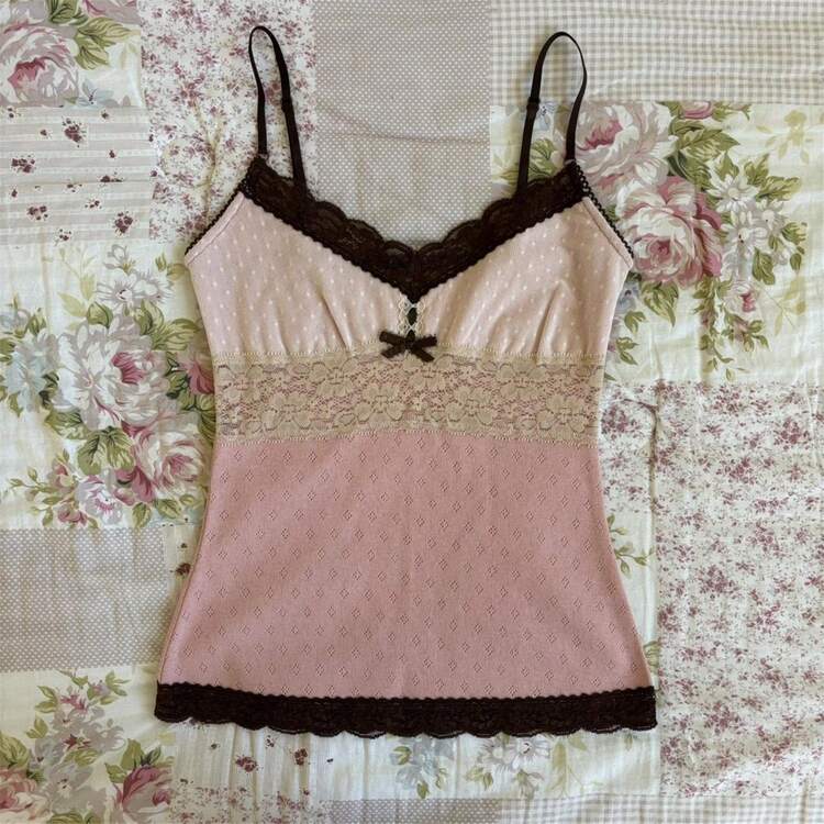 Awevudst Women Y2k Fairy Grunge Tank Tops Vintage Aesthetic Lace Trim Cami Shirt Slim Fit Knit Ribbed Coquette Clothes - 紅色 - 查看 1