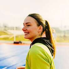 4条装男女通用弹力发带，防滑发带，迷你弹力吸汗带，适合瑜伽、化妆，男女青少年通用（黑色） - 彩色 - 查看 6