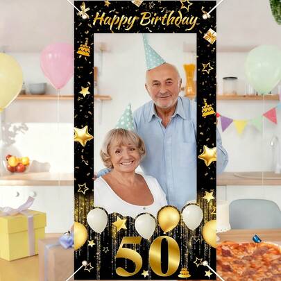 2D门帘，一款多功能涤纶生日拍照横幅，带有30、40、50和60岁年龄框，搭配黑色和金色照片背景，是摄影用品和生日派对装饰的完美之选。