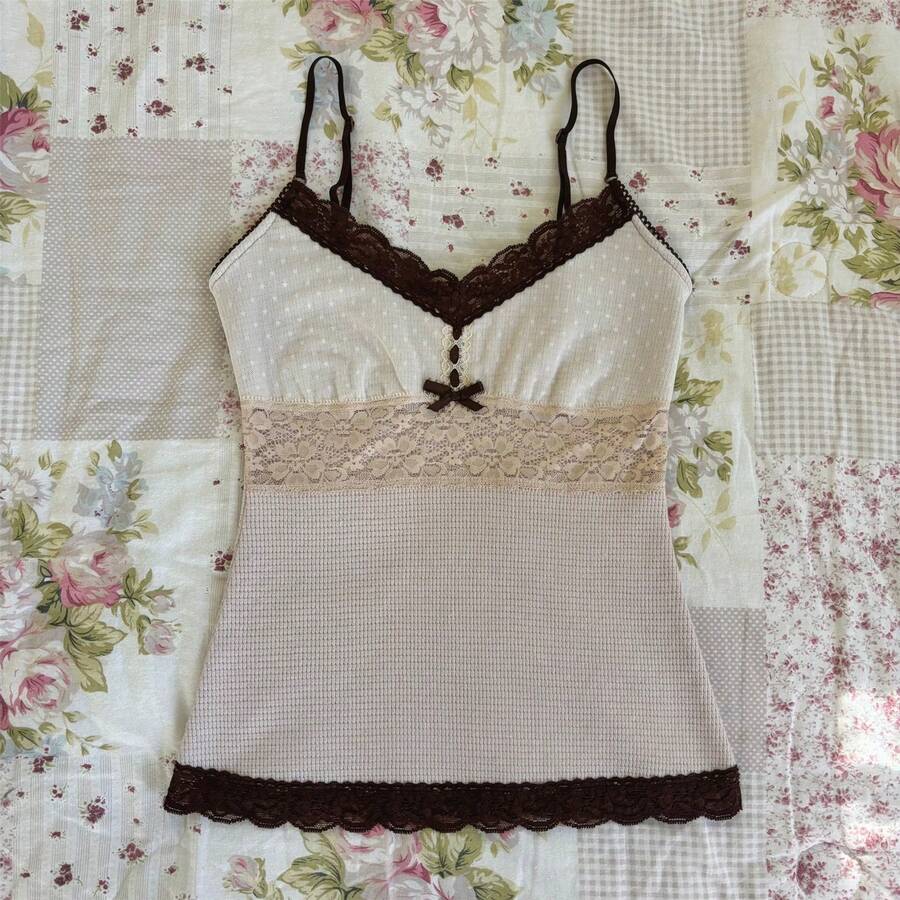 Awevudst Women Y2k Fairy Grunge Tank Tops Vintage Aesthetic Lace Trim Cami Shirt Slim Fit Knit Ribbed Coquette Clothes - trắng - Xem 1