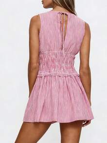 Vestido mini de verano para mujer, sin mangas, con estampado de rayas y cuello barco, ajustado a la cintura - Rojo - Ver 2