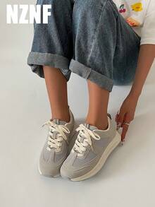 NZNF Giày thể thao phong cách Đức cổ điển năm 2026, giày đế dày, kiểu dáng chunky, buộc dây phối nhiều mảng màu, thích hợp cho trang phục thường ngày mùa xuân và mùa thu. - Xám - Xem 2