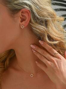 4pcs/Set Fashionable Minimalist S925 Silver Hollow Flower Pendant Necklace, Earrings, Ring Jewelry Set For Women, Daily Wear & Gift - Yellow Gold - View 3