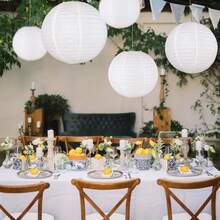 Bộ 21 đèn lồng giấy trắng, kích thước 10"/8"/6"/4", thích hợp cho đám cưới, lễ đính hôn, sinh nhật và lễ tốt nghiệp - Thiết kế sọc trang nhã, không cần điện hoặc pin. - trắng - Xem 4