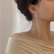 1 Pair Of Simulated Hetian Jade Circular Earrings - Simple And Unique Design - Peace Charm And Transportation Ear Pendants - Gold - View 4