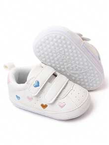 1 Pair Cute Heart Design Anti-Slip Soft Flat Infant Shoes, Suitable For Indoor And Outdoor Toddler Walking - White - View 2