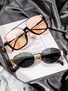 2 chiếc (màu nâu + màu đen)