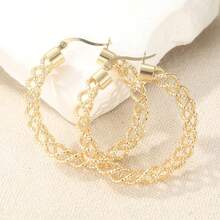 1 Pair Vintage Fashionable Hollow Circle Earrings, Suitable For Daily Wear And Vacation, Perfect Gift For Women - Gold - View 4