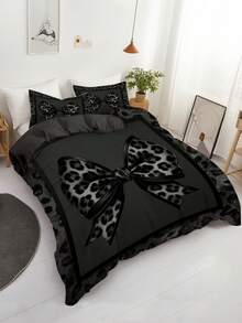 3件套豹纹蝴蝶结印花被套套装（1个被套+2个枕套，不含被芯），采用性感迷人的豹纹印花设计，柔软亲肤，舒缓视觉疲劳，四季皆宜，拉链封口，适用于酒店、卧室、客房和宿舍的床上用品装饰，低过敏性，易于打理，时尚轻盈，透气性好，低过敏性，易于护理，简约现代风格。 - 黑色 - 查看 8