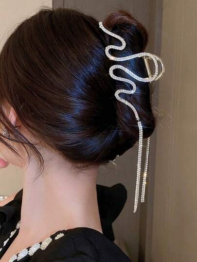 1pc Women Fashionable Wave Fringed Chain Hairpin With Glittering Diamonds, Snake-Shaped Braided Hair Clip, Shark-Shaped Hair Hook Headpiece Hair Accessory