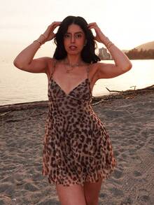 女士性感豹纹迷你吊带裙，度假海滩夏季优雅装扮 - 棕色 - 查看 1