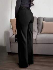 （不含腰带）女士纯色直筒裤，前部褶裥设计，纽扣和拉链闭合，搭配系腰带衬衫和高跟鞋，打造干练的办公室造型；搭配白色T恤和运动鞋，打造轻松休闲的现代春季风格。黑色 - 黑色 - 查看 3
